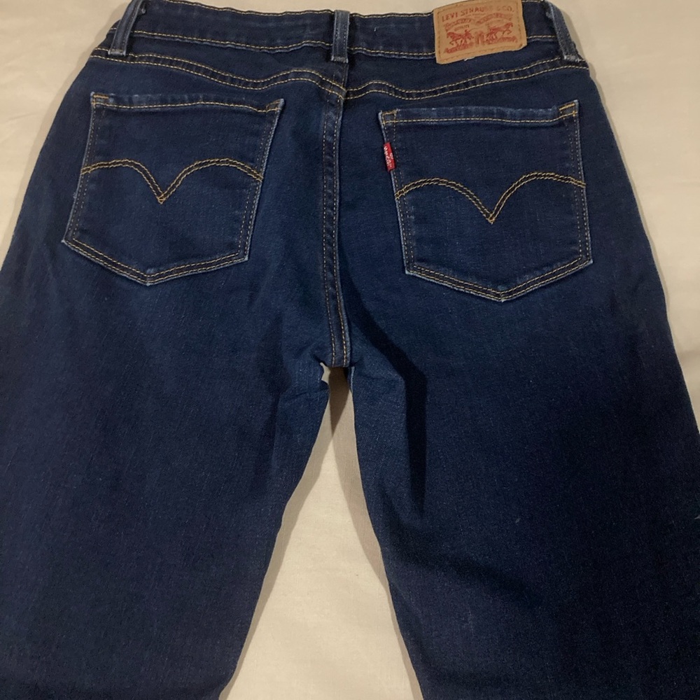 Levi’s and Spanx skinny
